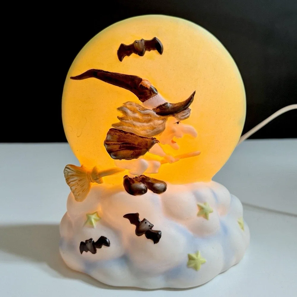VTG Halloween Flying Witch Moon Light Lamp Ceramic Bats Stars Made Taiwan R.O.C.